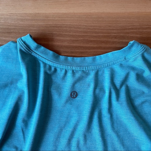 BUNDLE! 2 for 1 Lululemon T-Shirts! - Picture 9 of 11